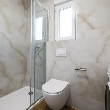 Deluxe On The Apartmán Privlaka (Zadar)