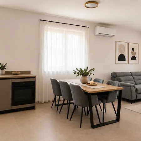 Apartment Deluxe On The Privlaka (Zadar)